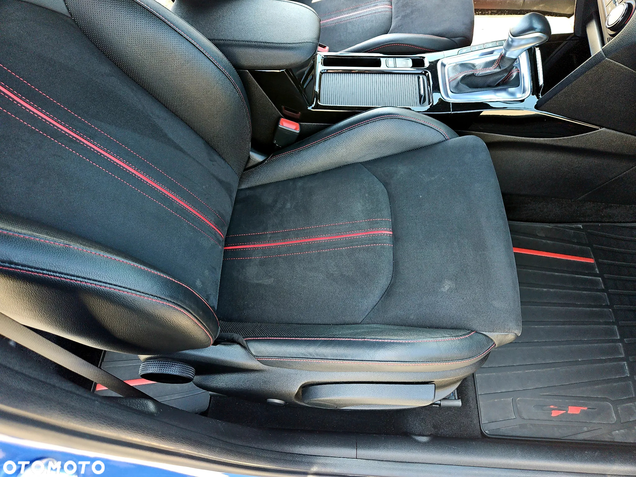 Kia ProCeed 1.6 T-GDI GT DCT - 20