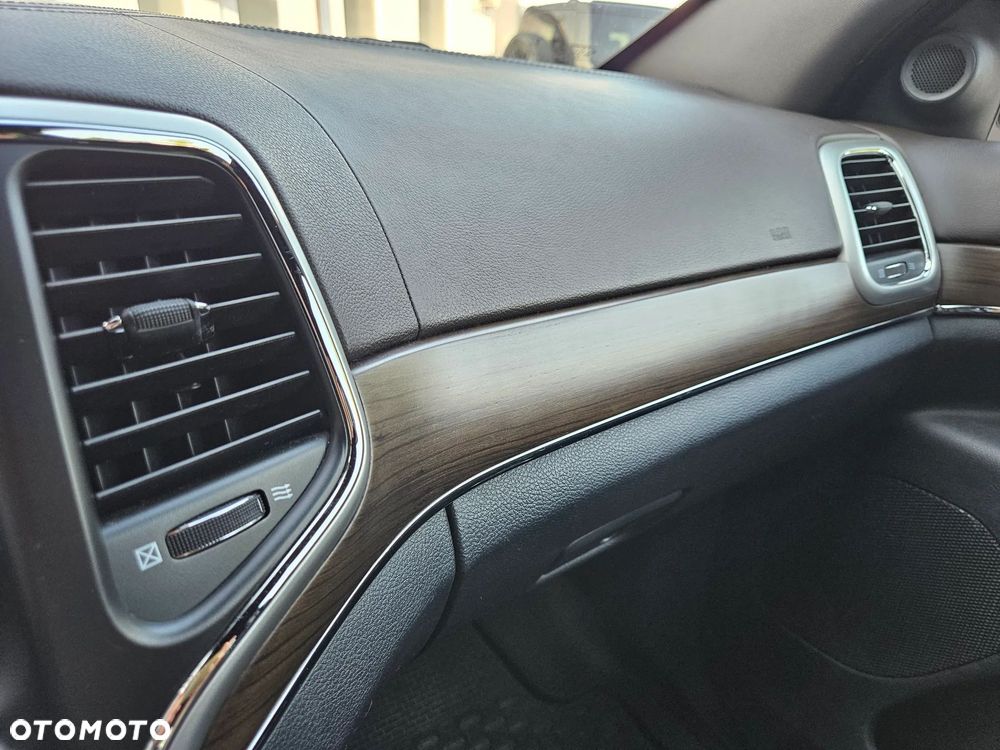 Jeep Grand Cherokee 3.0 CRD Overland EU6 - 39