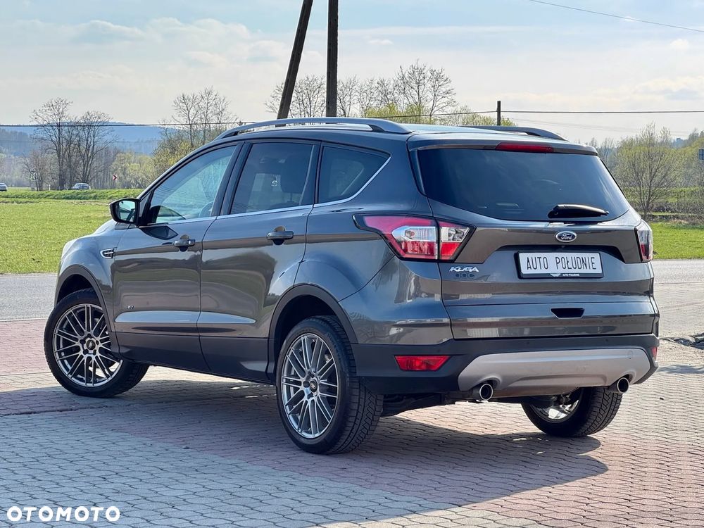 Ford Kuga 2.0 TDCi 4x4 Titanium - 4