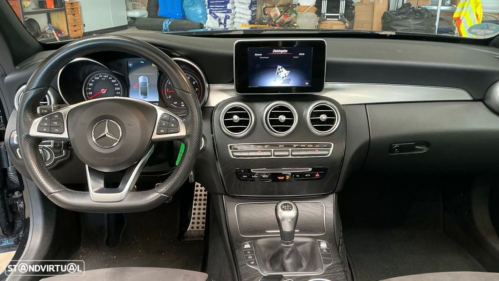 Mercedes-Benz C 180 Cabrio AMG Line - 8