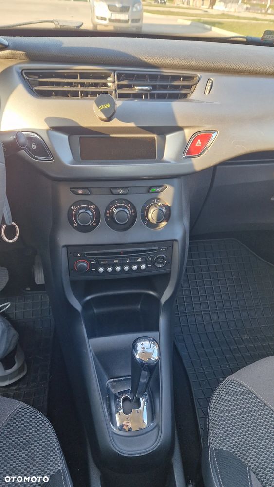 Citroën C3 Pure e-Tech VTi 82 ETG Tendance - 17