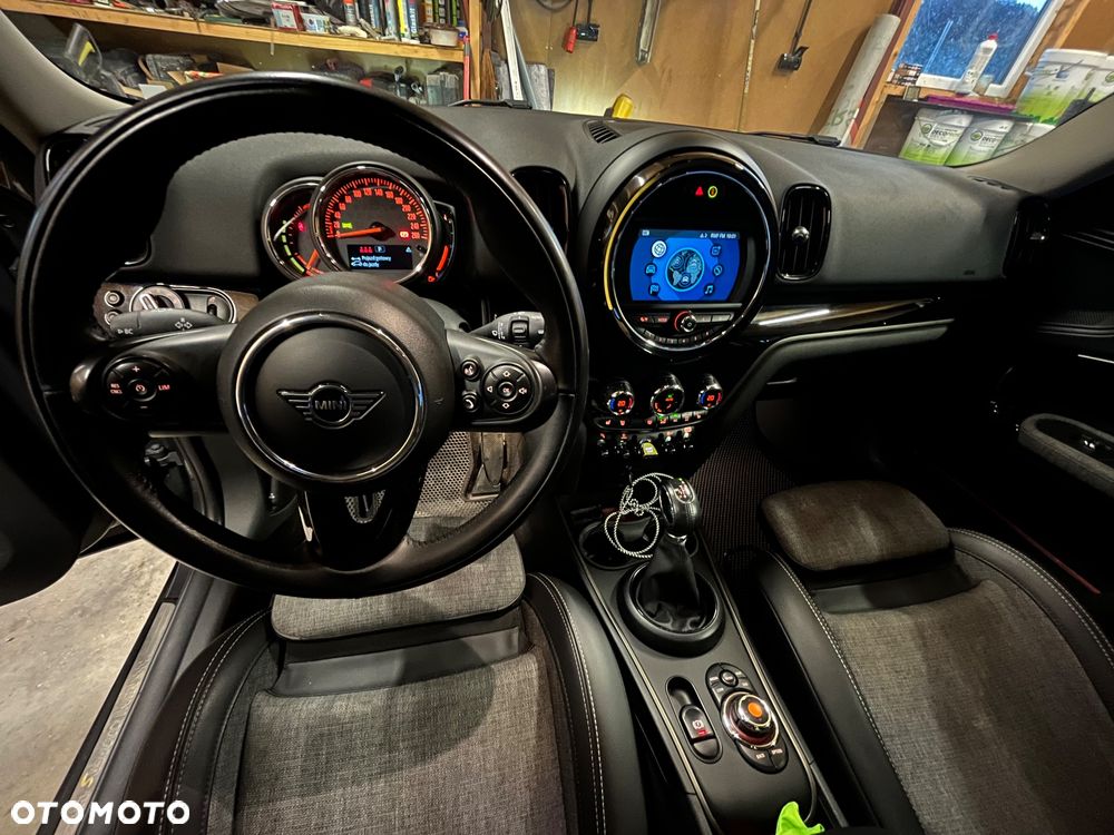 MINI Countryman Cooper SE ALL4 - 6