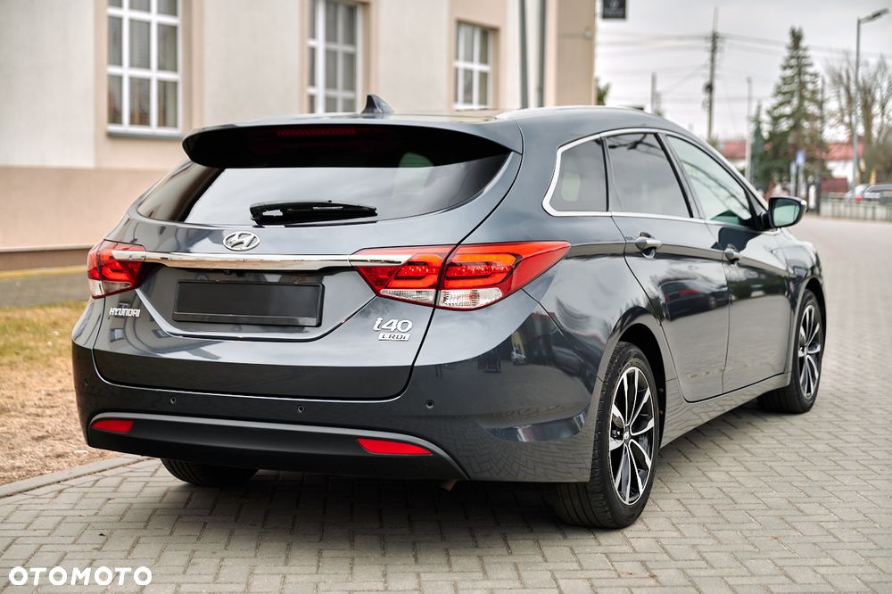 Hyundai i40 Kombi 1.7 CRDi DCT Premium - 17