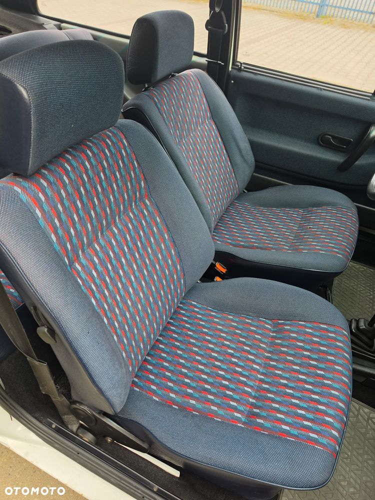 Volkswagen Polo - 26
