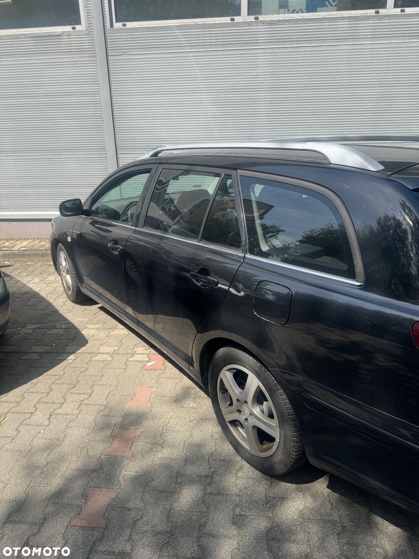 Toyota Avensis 2.0 VVT-i Prestige - 1