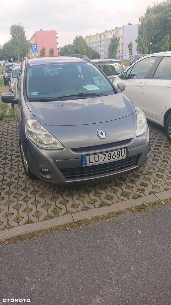 Renault Clio 2011 photo 3