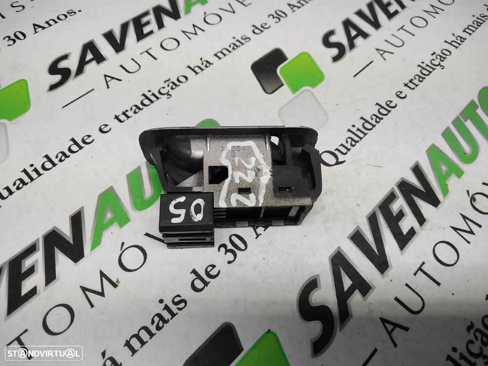 Botão / Botões / Comutador Vidro Dto Suzuki Liana (Er, Rh_) - 2