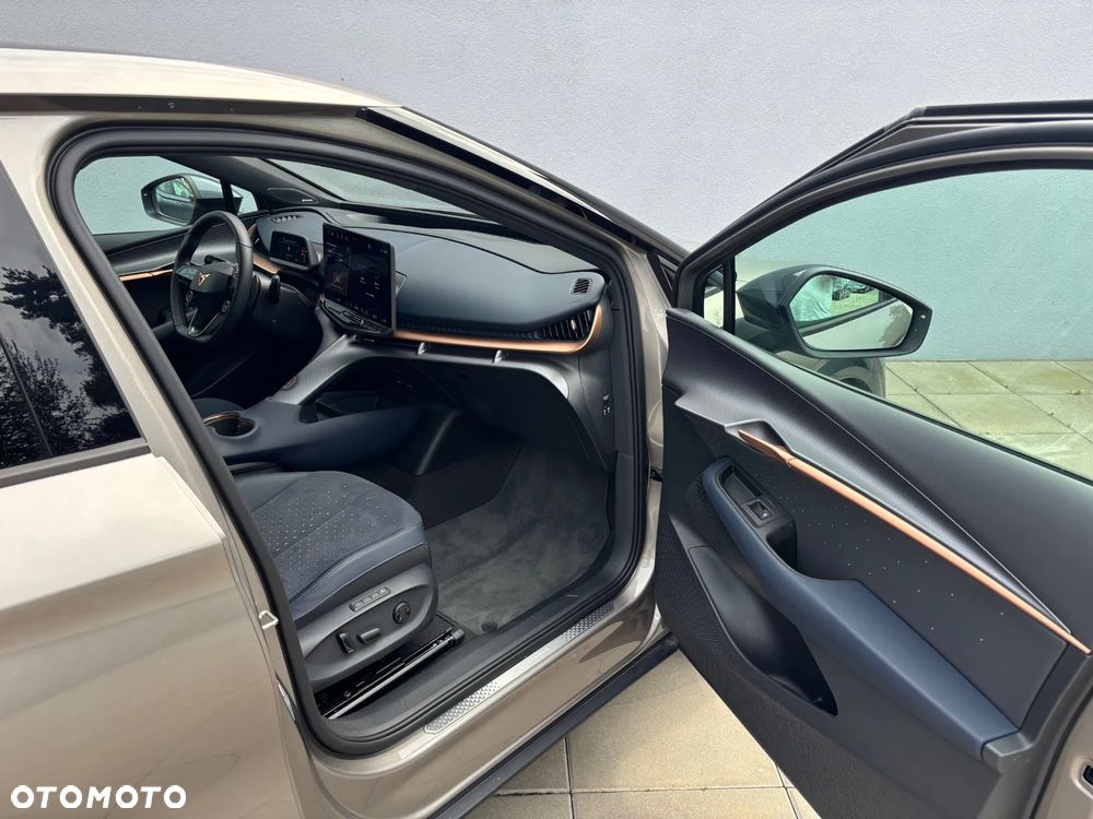 Cupra Tavascan 82kWh 4Drive VZ - 11