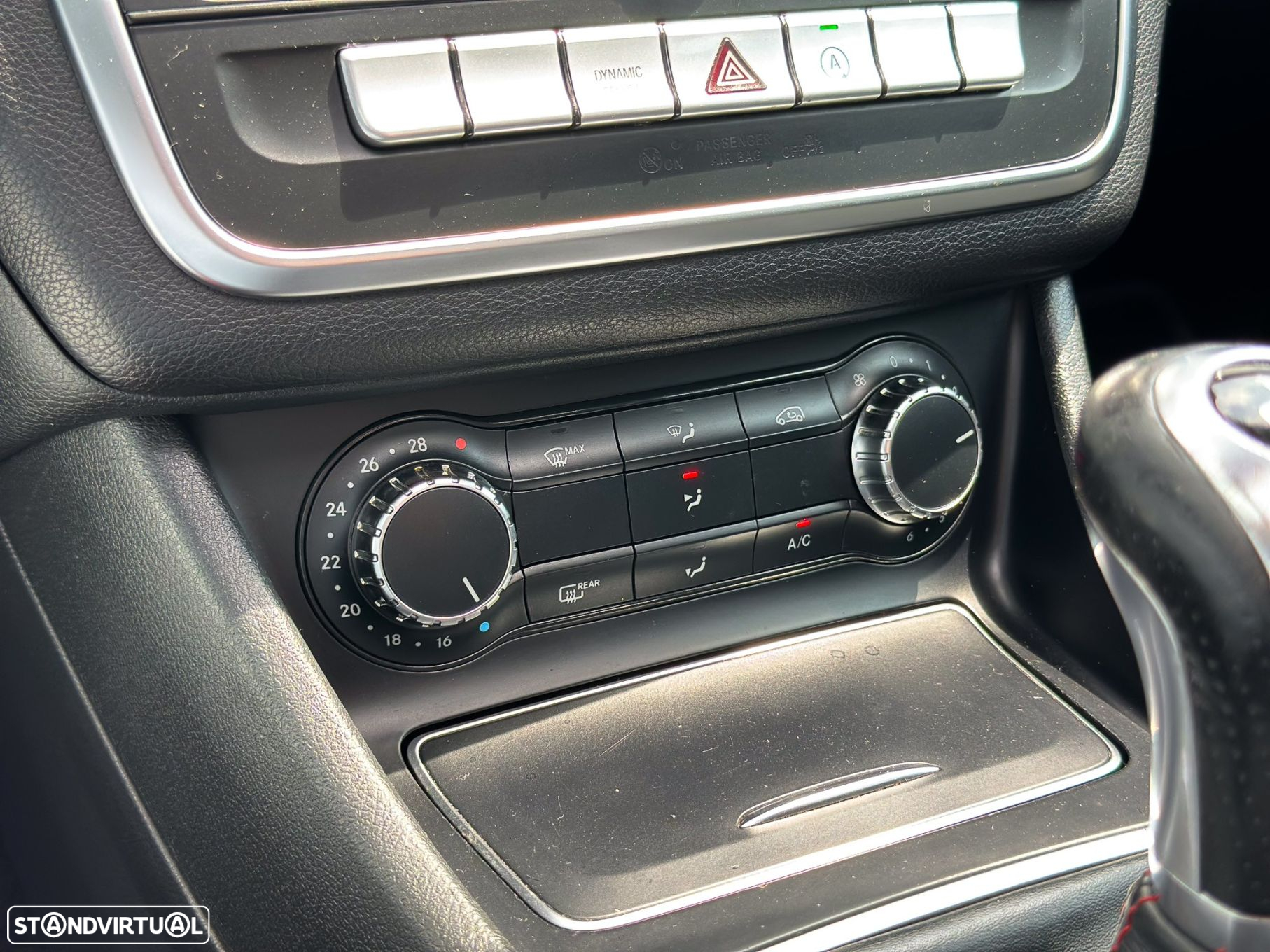 Mercedes-Benz CLA 180 - 22