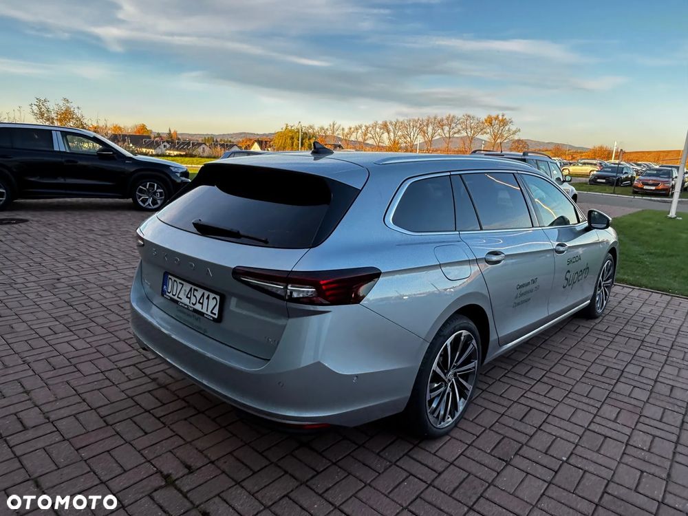 Skoda Superb 2.0 TSI 4x4 L&K DSG - 6