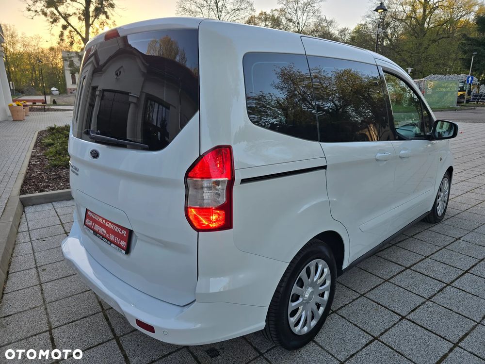 Ford Tourneo Courier 1.5 TDCi Titanium - 9
