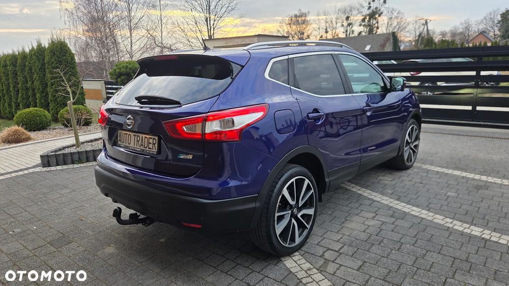 Nissan Qashqai 1.6 DCi Xtronic N-Connecta - 6