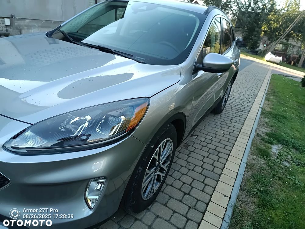 Ford Escape 2.0 EcoBoost AWD Titanium - 11