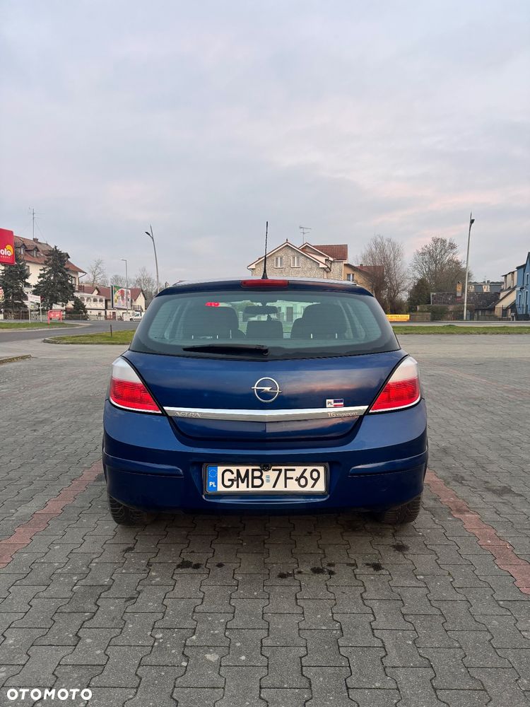 Opel Astra 1.6 - 5