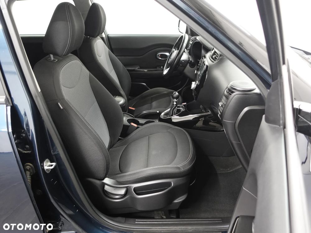 Kia Soul 1.6 CRDI Spirit - 25
