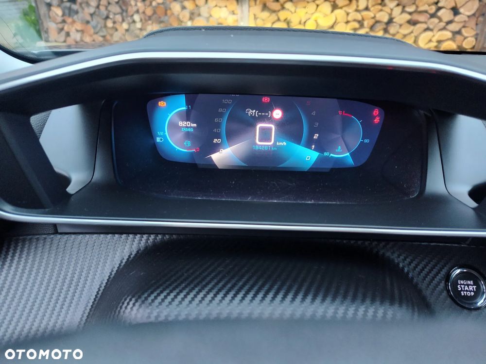 Peugeot 2008 BlueHDi 100 STOP & START Allure - 14