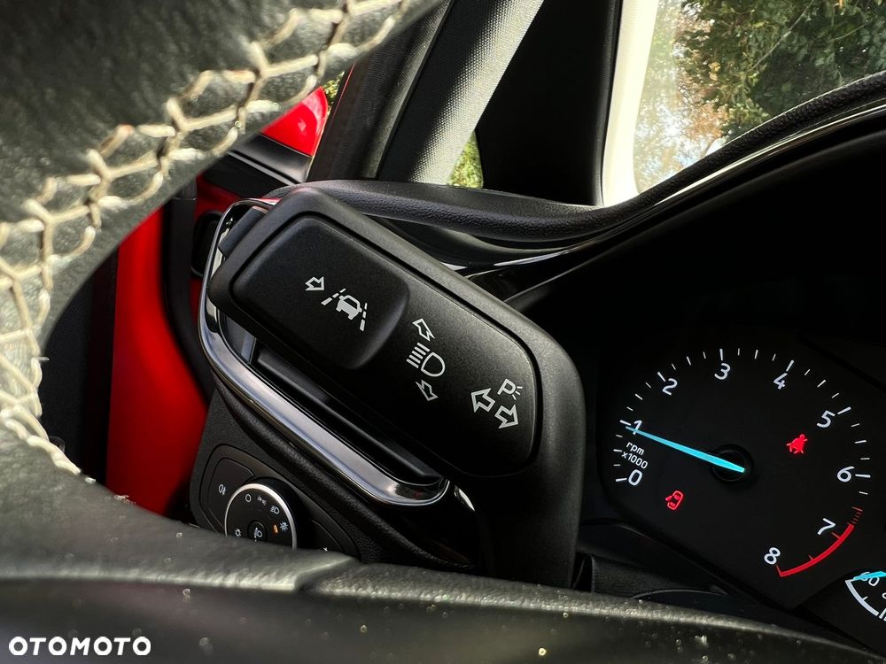 Ford Fiesta 1.1 S&S COOL&CONNECT - 18