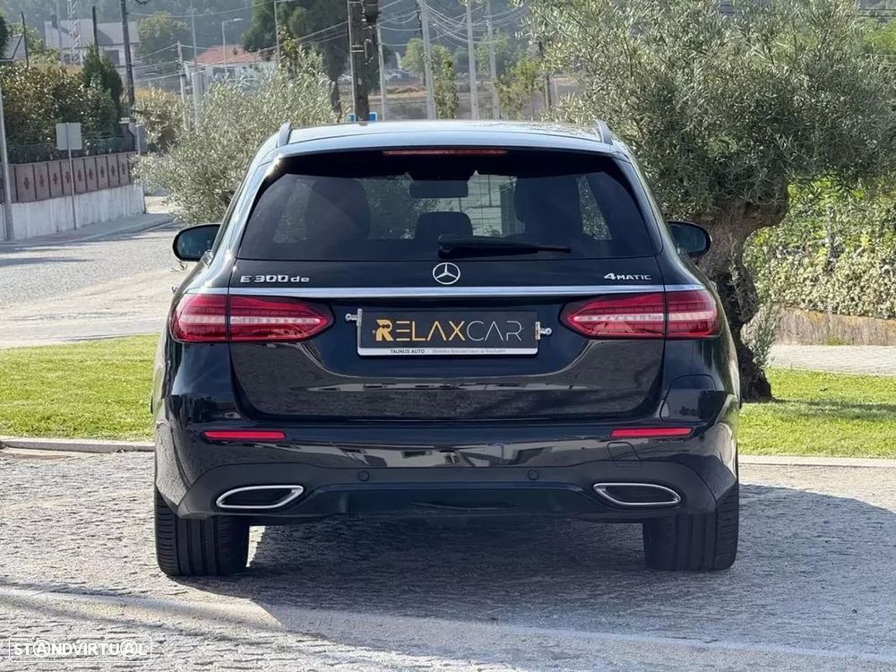 Mercedes-Benz E 300 de AMG Line - 11
