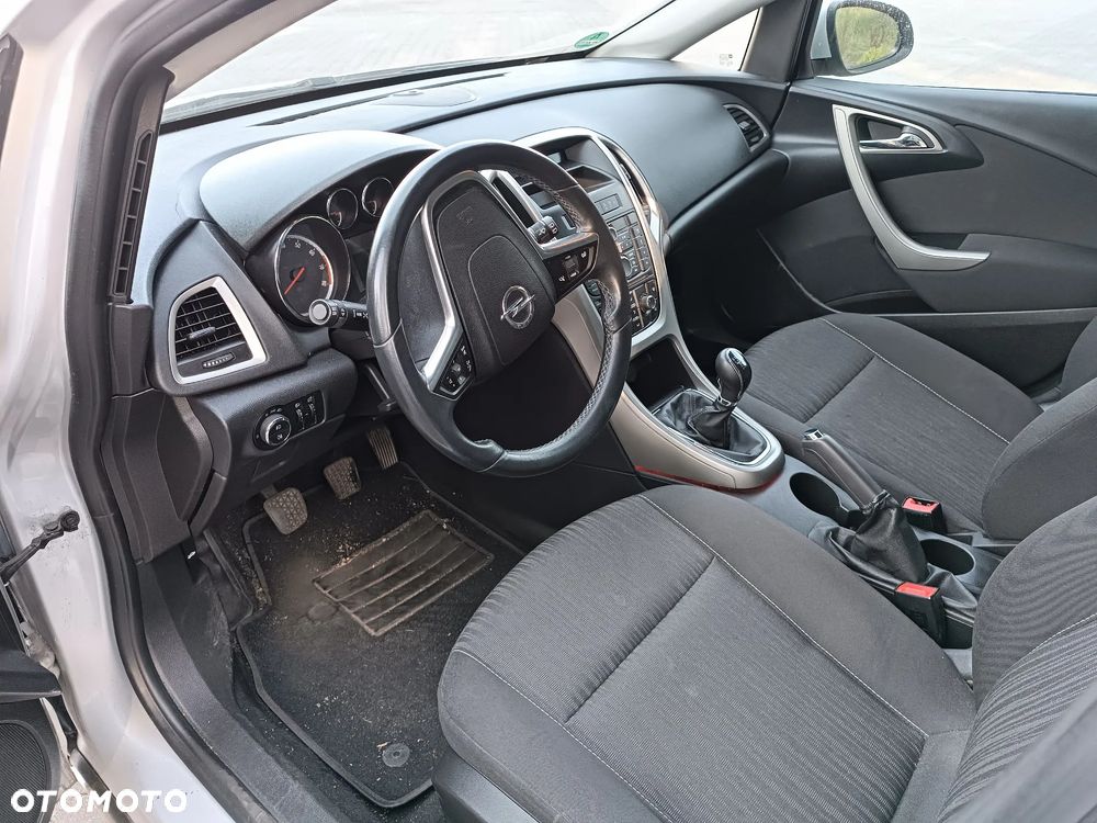 Opel Astra 1.4 T Sport - 10