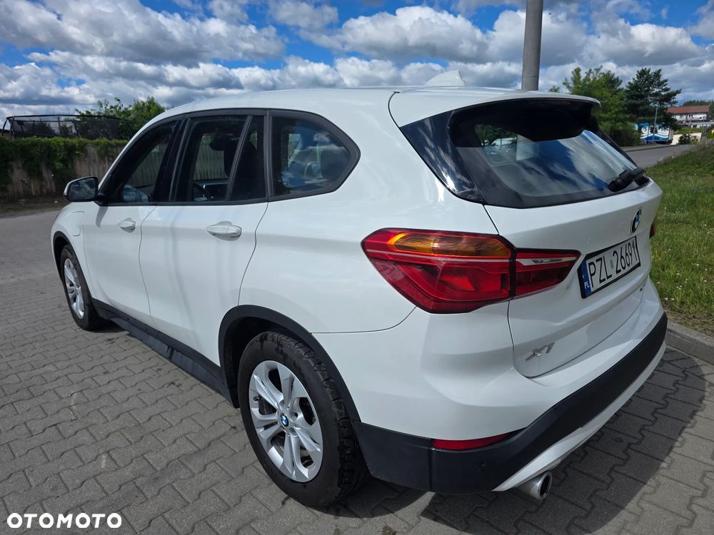 BMW X1 xDrive25e Advantage - 3