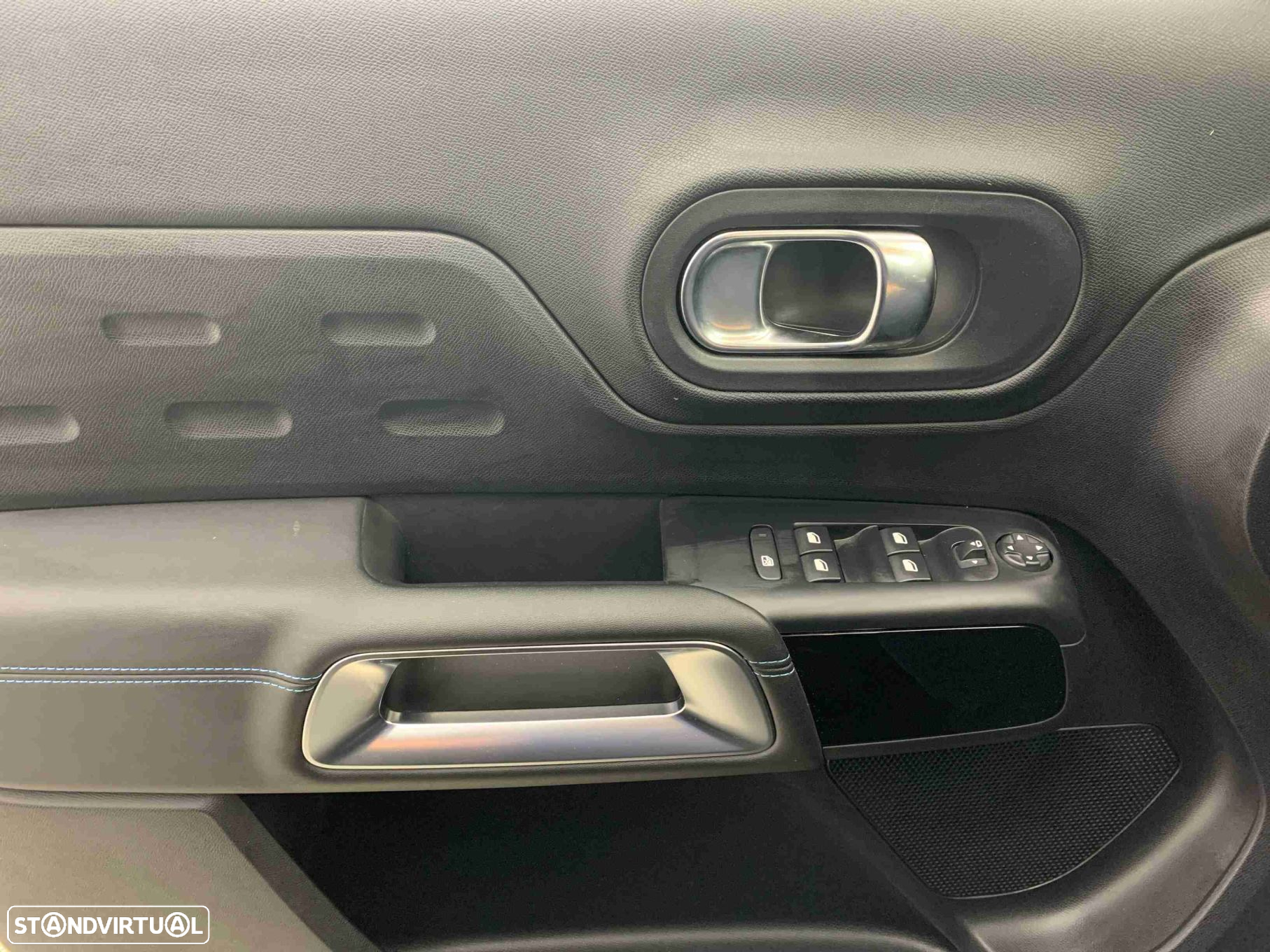 Citroën C5 Aircross 1.2 PureTech Plus - 11