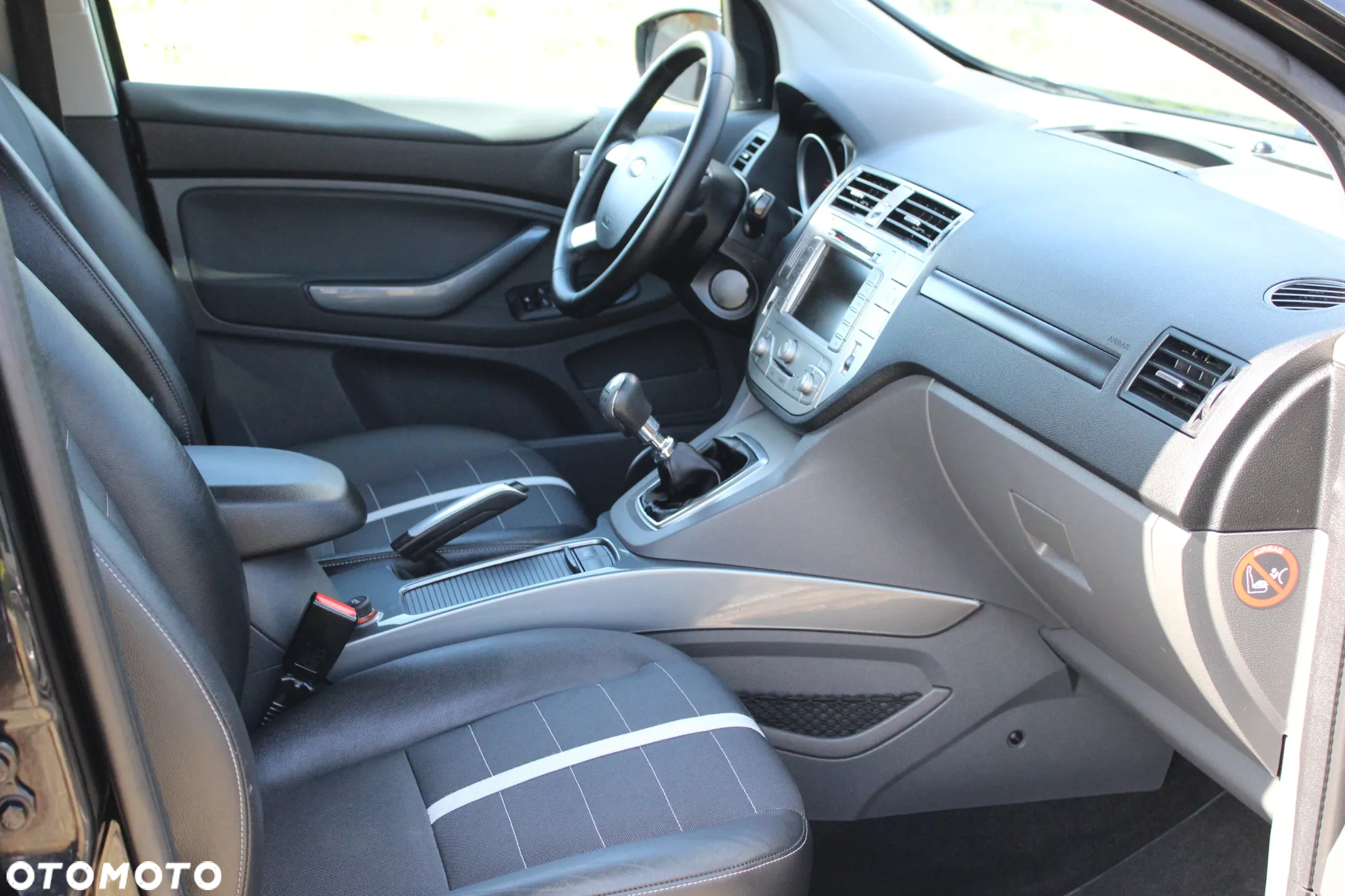 Ford Kuga 2.0 TDCi 4x4 Titanium - 21