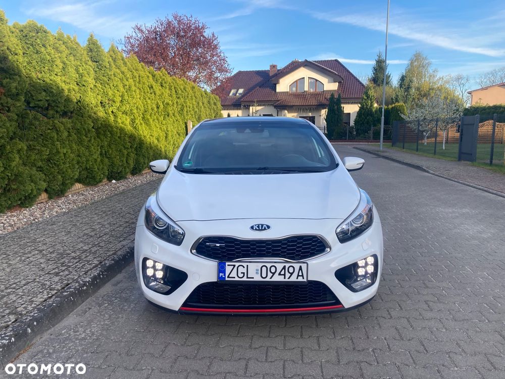 Kia Ceed 1.6 T-GDI GT XL - 30