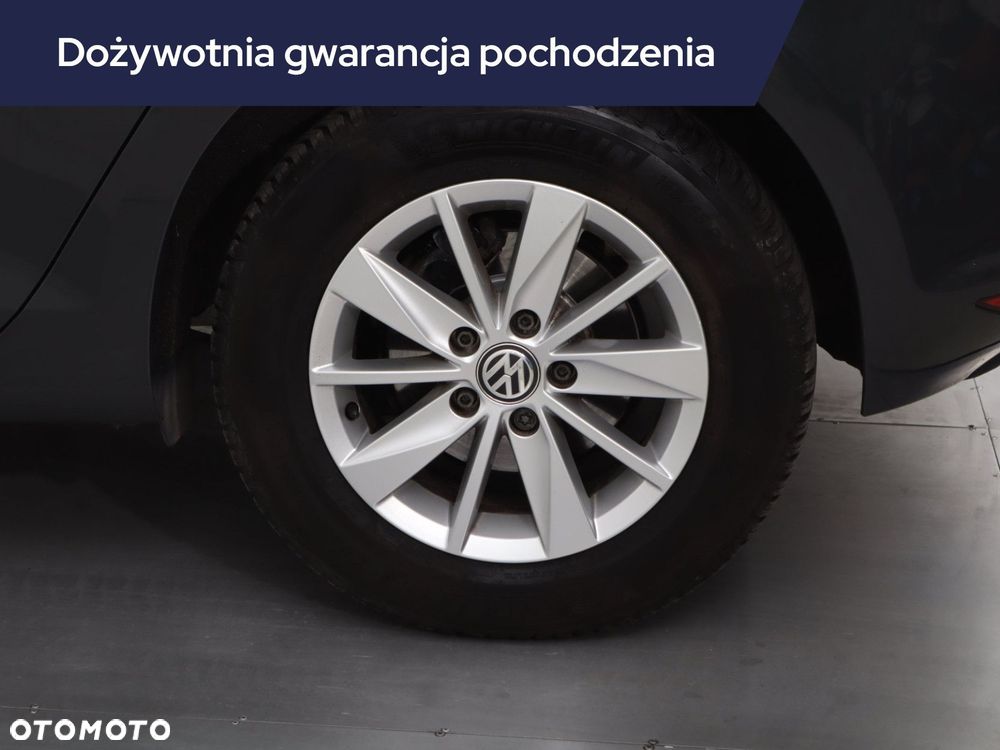 Volkswagen Golf - 17