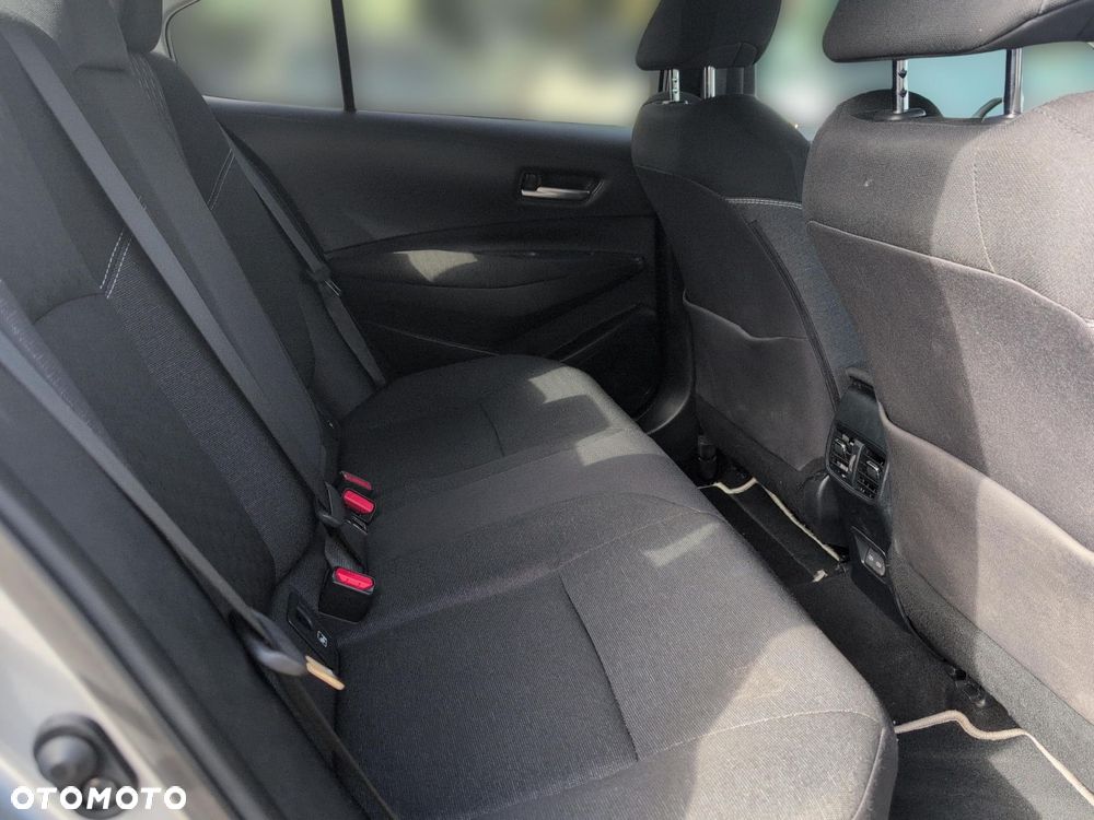 Toyota Corolla 1.8 Hybrid Style - 10