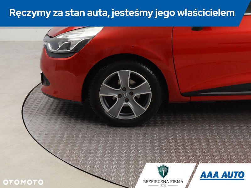 Renault Clio - 17