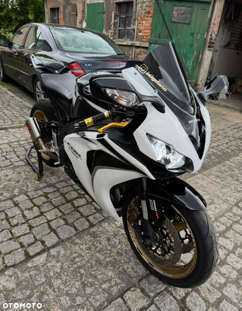 Honda CBR - 2