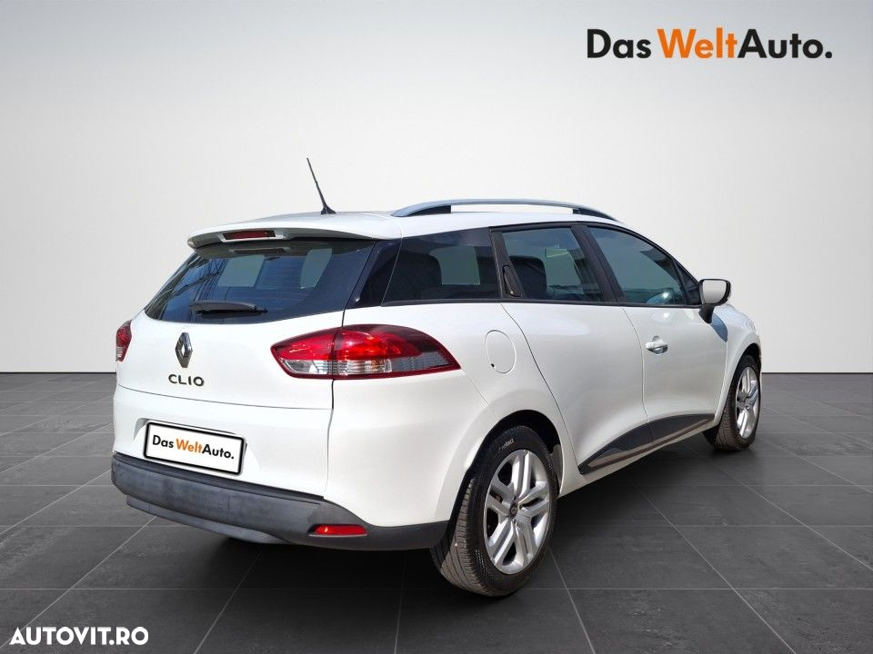 Renault Clio - 6
