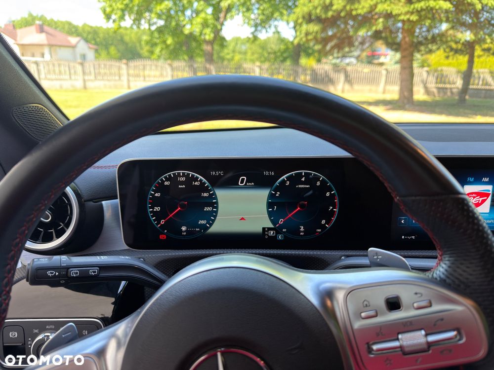 Mercedes-Benz CLA 250 AMG Line 7G-DCT - 18