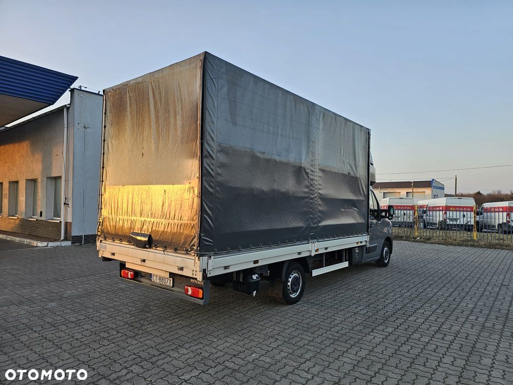 Renault Master - 32