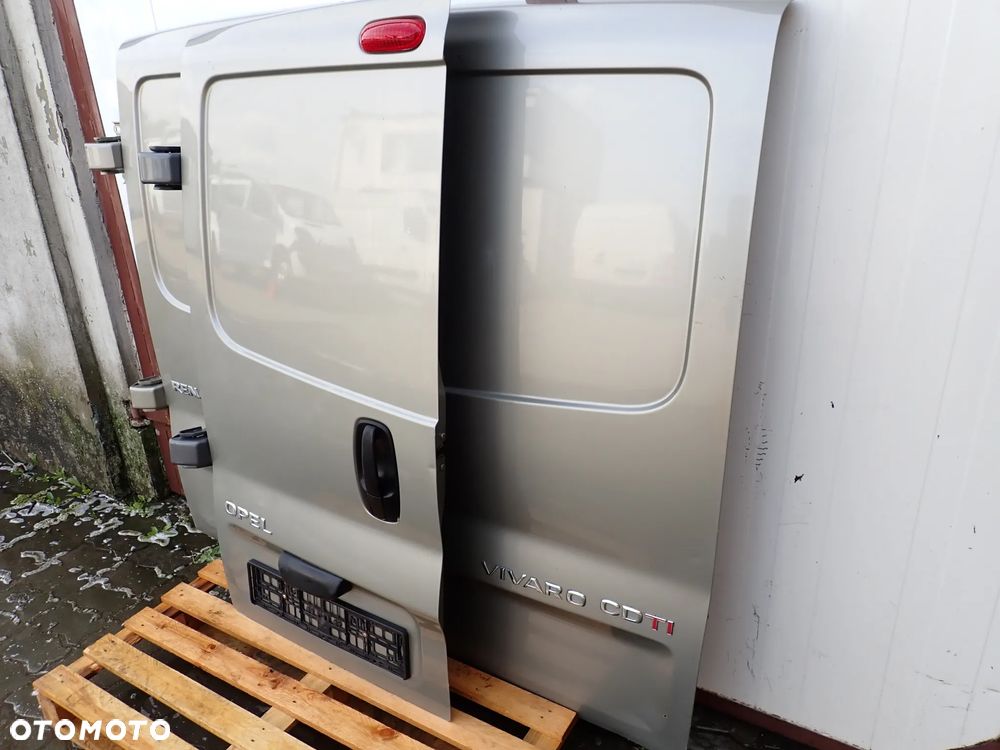 Trafic 2 VivaroA Primastar Tylne Drzwi - 2
