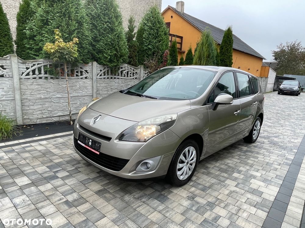 Renault Scenic - 12