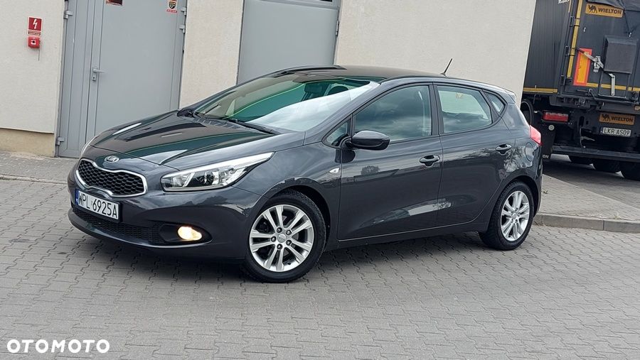 Kia Ceed - 2