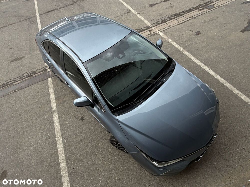 Toyota Corolla 1.8 Hybrid Comfort - 20