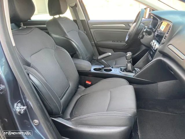Renault Mégane Sport Tourer 1.5 Blue dCi Limited - 32