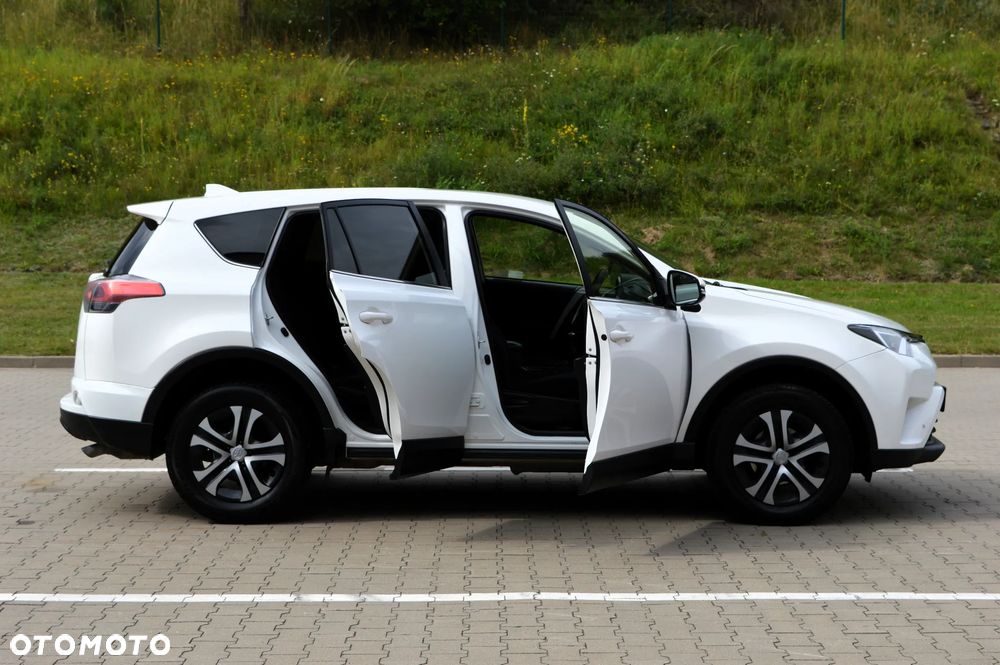 Toyota RAV4 2.0 D-4D Premium 4x2 - 26
