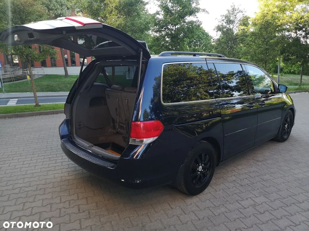 Honda Odyssey 3.5 LX - 29
