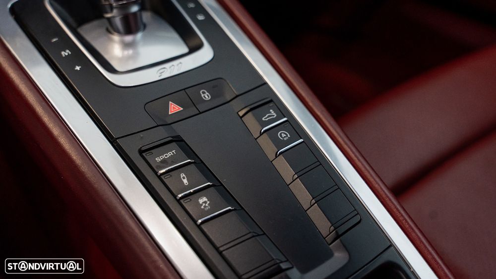 Porsche 911 (991) - 30