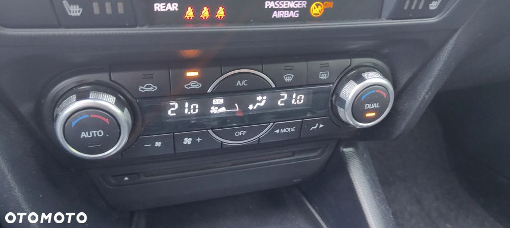 Mazda 3 SKYACTIV-G 120 NAKAMA - 15