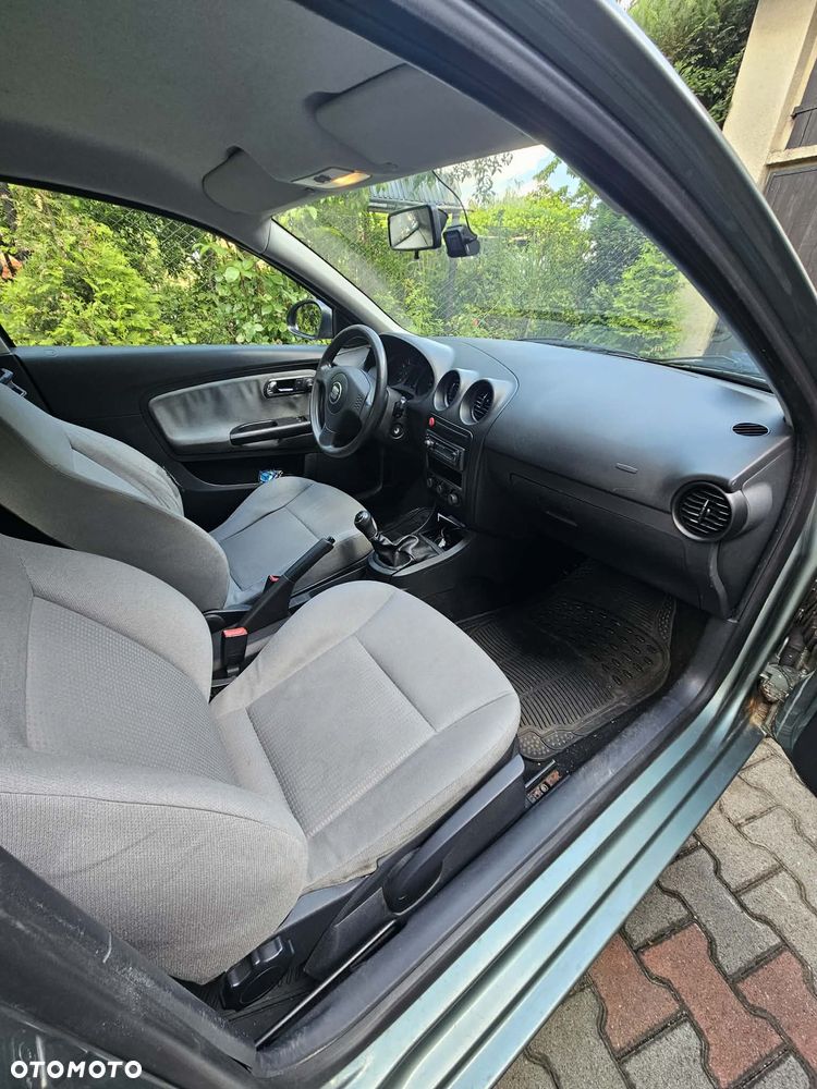 Seat Ibiza 1.2 12V Stella - 11