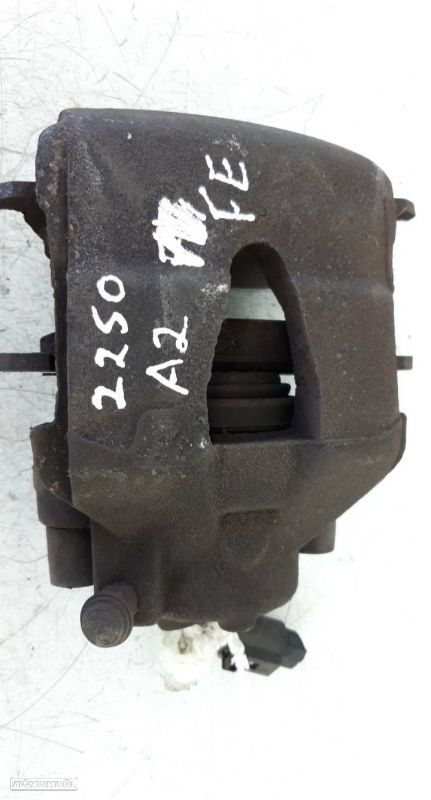 Pinça Frente Esquerda Audi A2 (8Z0) - 1