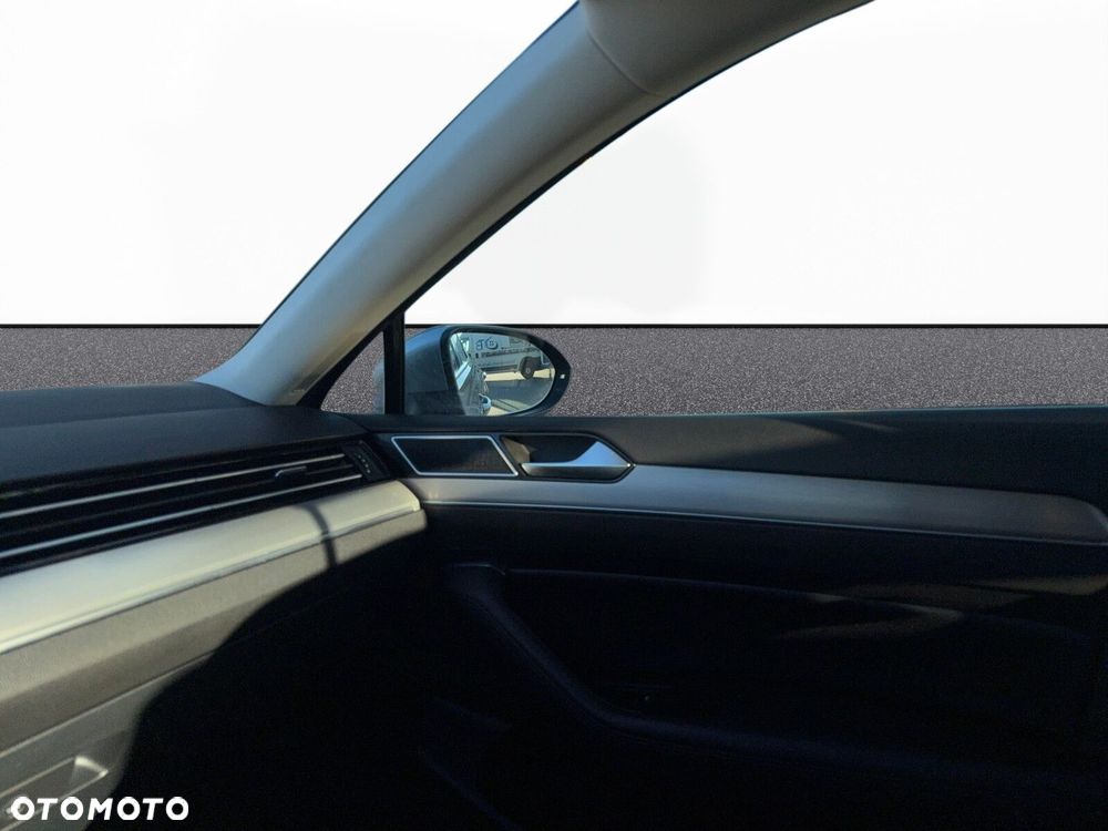 Volkswagen Passat 1.8 TSI BMT Highline DSG - 33