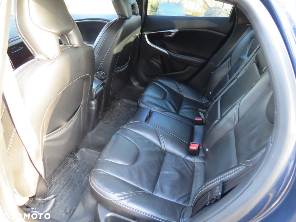 VOLVO V40 II 2.0 D4 D4204T14 LAKIER 498-46 NA CZĘŚCI - 16