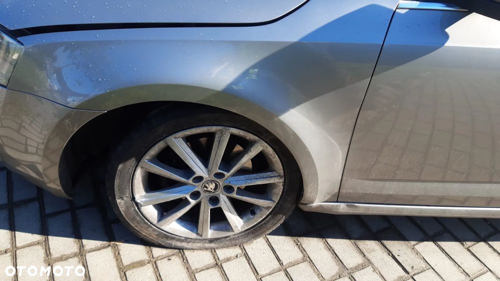 Skoda Octavia 2.0 TDI Style DSG - 5