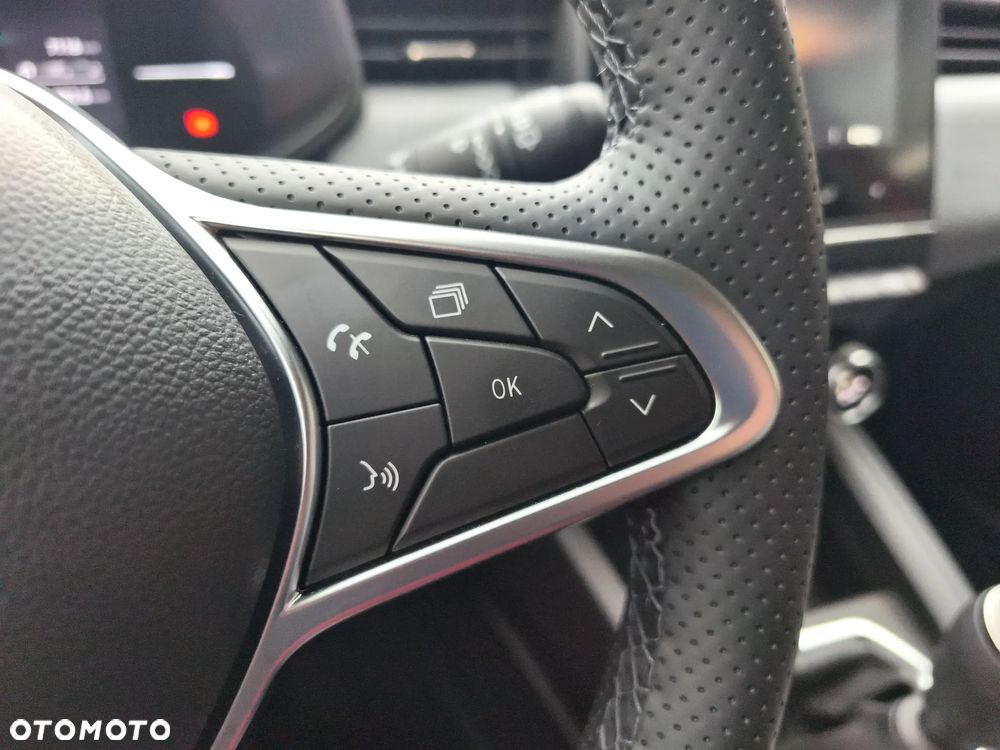 Mitsubishi Colt 1.0T Invite Style Cold - 25