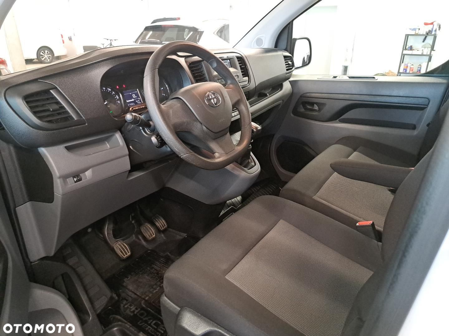 Toyota PROACE - 14